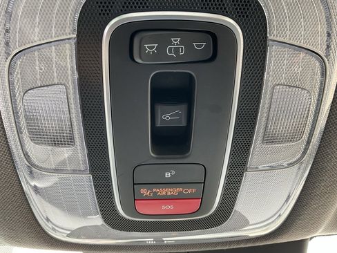 Used 2025 Hyundai Elantra SEL image 20