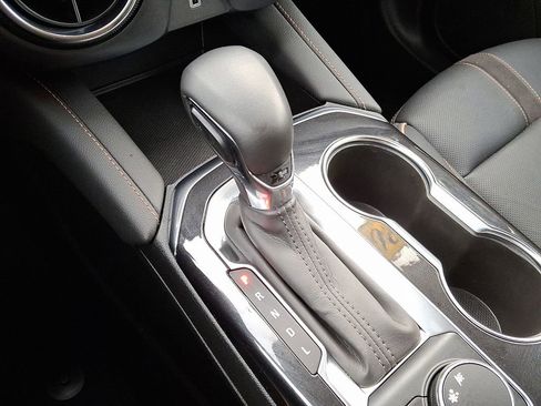 Used 2022 Chevrolet Blazer Premier image 15