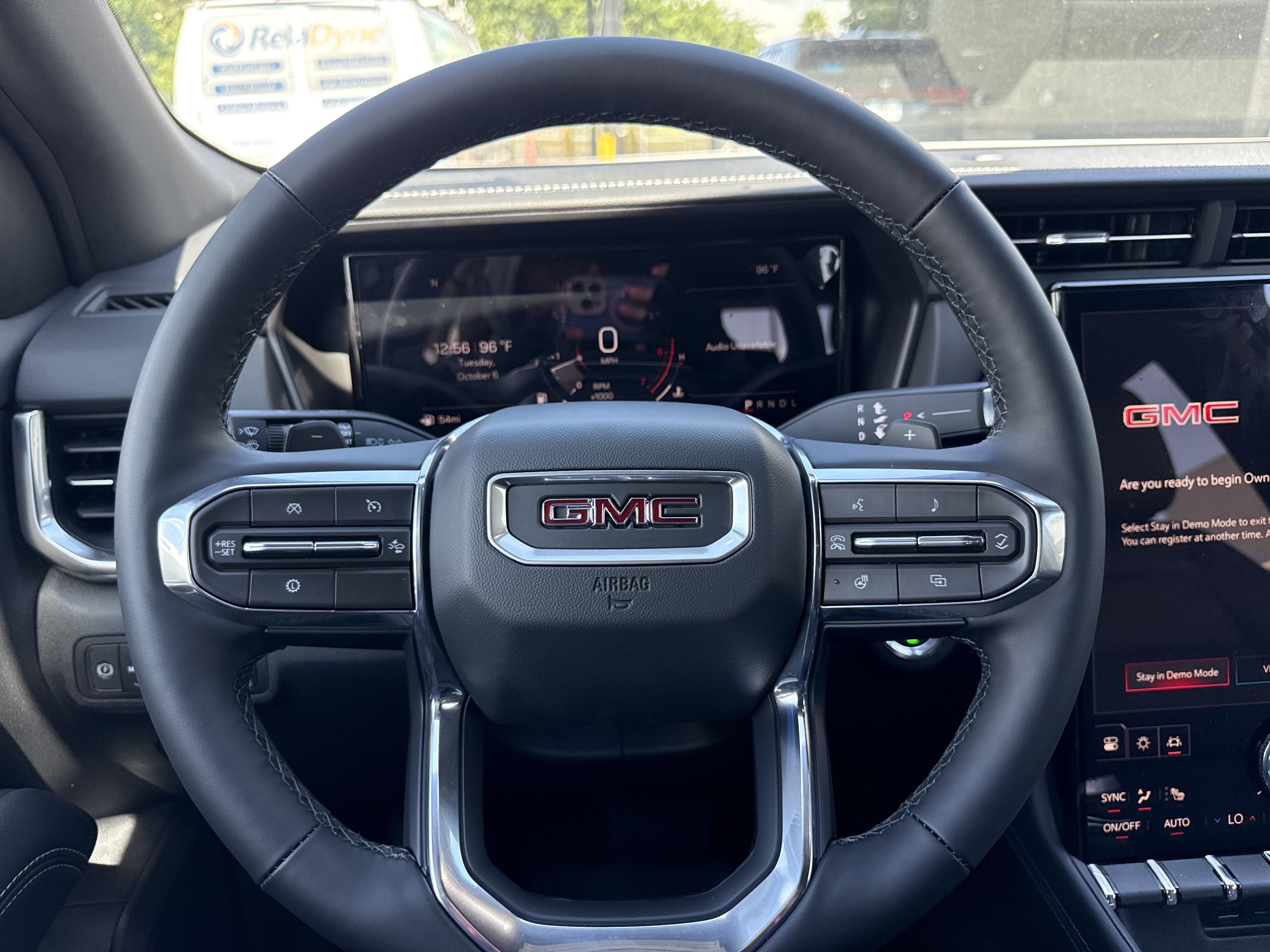 New 2027 GMC Terrain Elevation w/ Elevation Premium Package FWD image 9