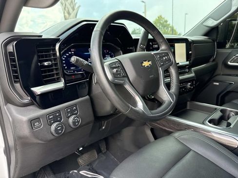 Used 2024 Chevrolet Silverado 2500 LTZ w/ LTZ Plus Package AWD/4WD image 31
