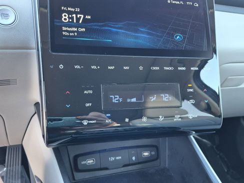 Certified 2024 Hyundai Tucson Limited AWD/4WD image 26