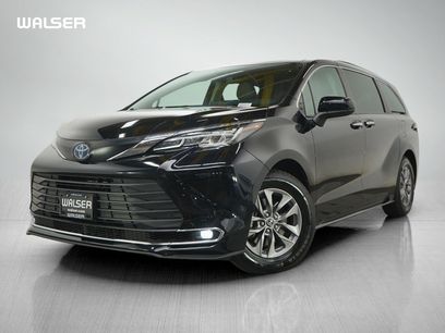 Used 2023 Toyota Sienna XLE w/ XLE Plus Package