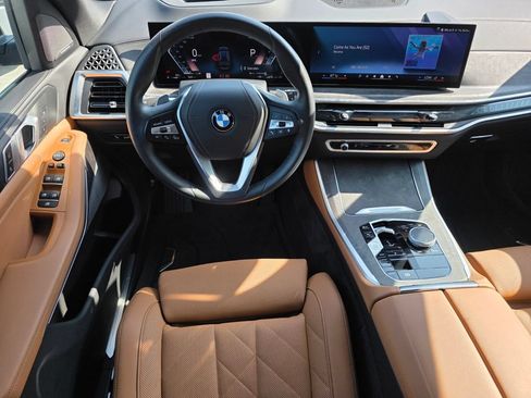 Used 2025 BMW X5 sDrive40i w/ Premium Package RWD image 12