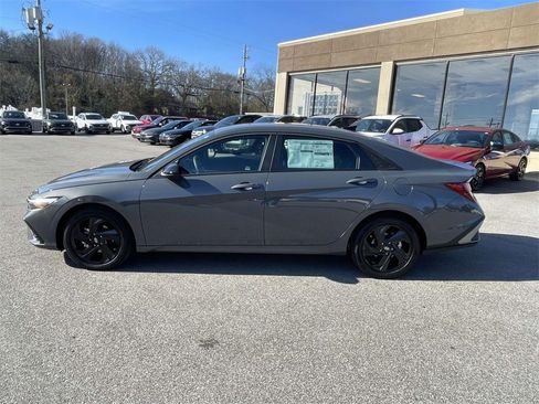 New 2026 Hyundai Elantra Sport image 2