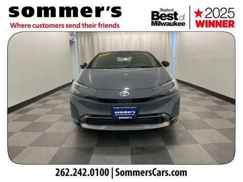 Used 2023 Toyota Prius XLE AWD/4WD image 8