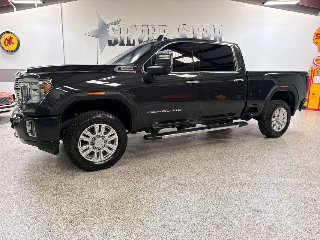 Used 2020 GMC Sierra 2500 Denali w/ Denali Ultimate Package AWD/4WD image 1