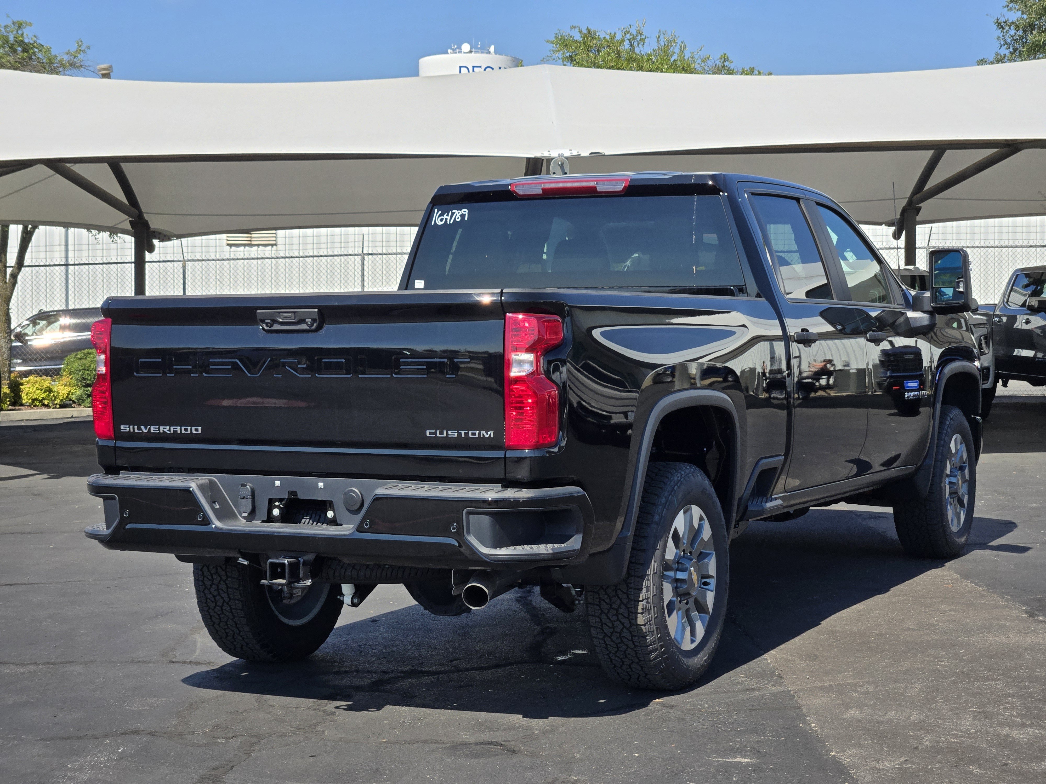 New 2026 Chevrolet Silverado 2500 Custom w/ Custom Value Package AWD/4WD image 4