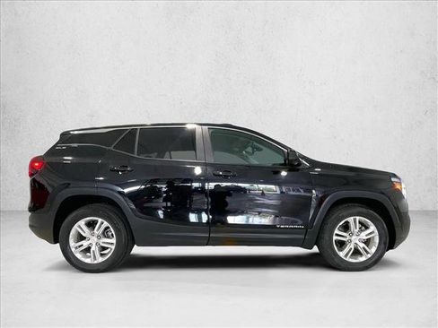 Used 2023 GMC Terrain SLE FWD image 5