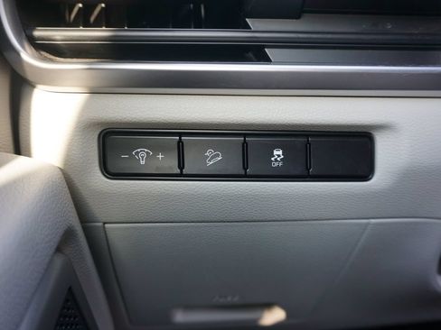 Used 2024 Kia Telluride S w/ S Sunroof Package FWD image 5