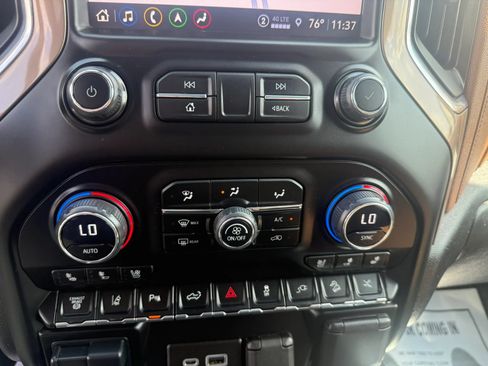 Used 2023 Chevrolet Silverado 2500 High Country w/ Z71 Off-Road Package AWD/4WD image 13