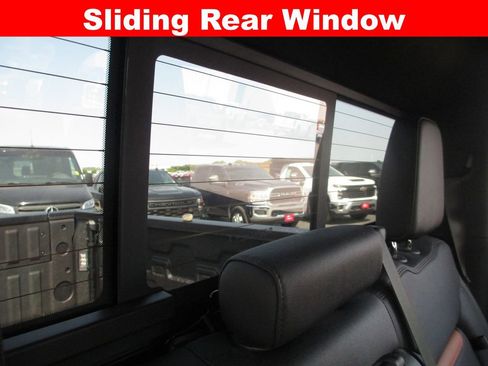 Used 2024 GMC Sierra 1500 AT4 w/ Technology Package AWD/4WD image 26