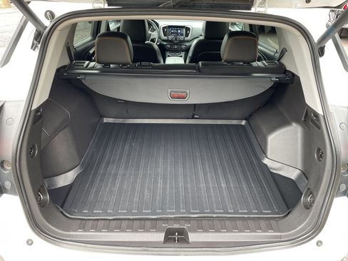 Used 2024 GMC Terrain AT4 image 33