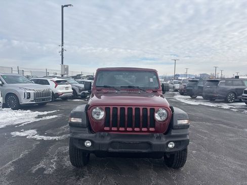 Used 2022 Jeep Wrangler Unlimited Sport w/ Sun And Sound Package image 8