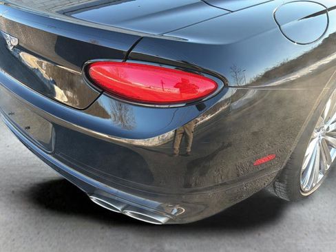 Used 2024 Bentley Continental GT Speed image 15