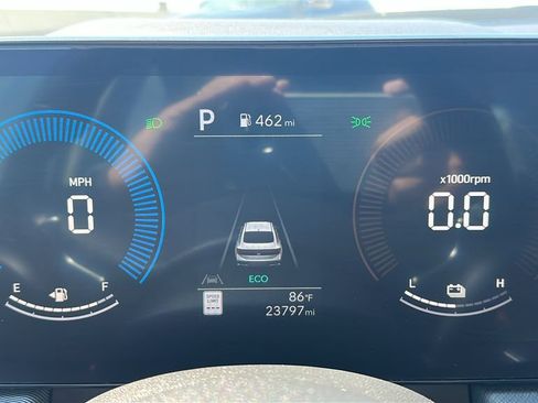 Certified 2025 Hyundai Sonata SEL FWD image 2