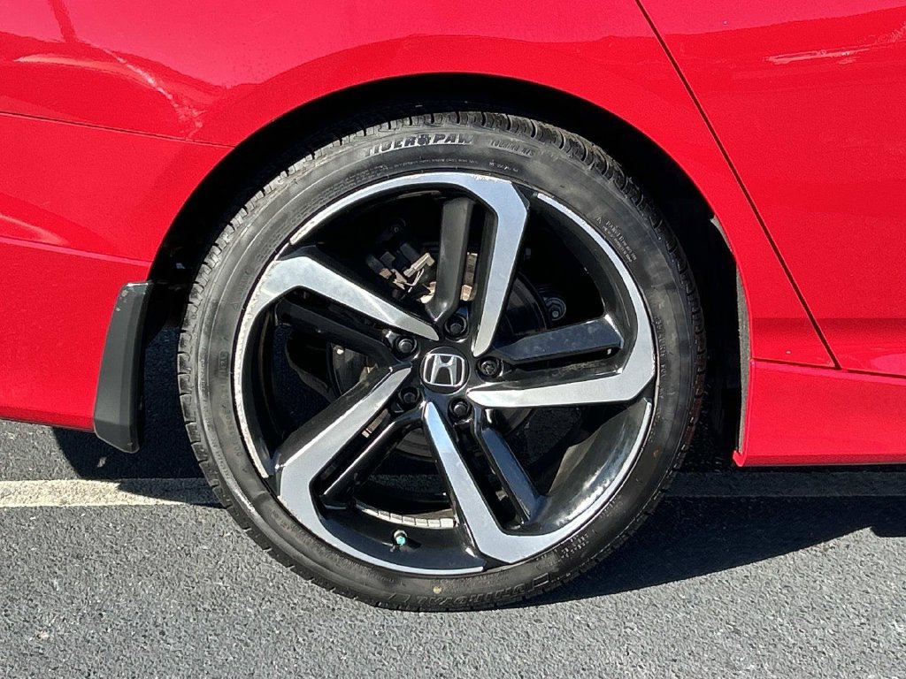 Used 2019 Honda Accord Sport image 8