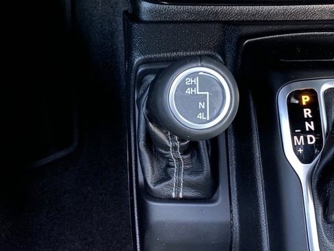 Used 2020 Jeep Gladiator Overland image 20