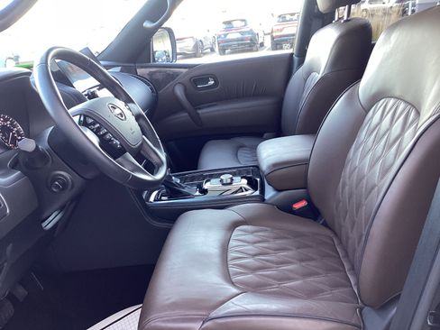 Used 2024 Nissan Armada Platinum w/ Captain's Chairs Package image 35