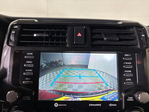 Used 2021 Toyota 4Runner TRD Off-Road AWD/4WD image 19