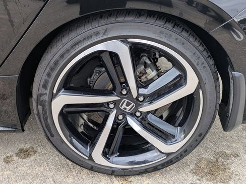 Used 2024 Honda Civic Sport image 9