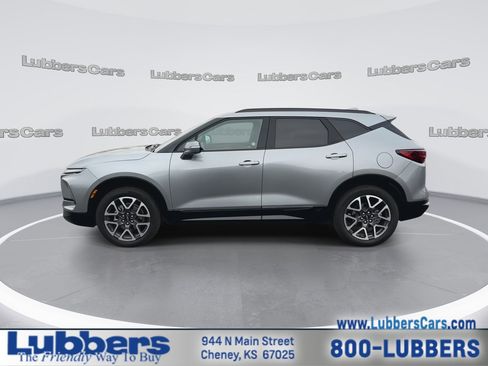 Used 2025 Chevrolet Blazer RS image 5
