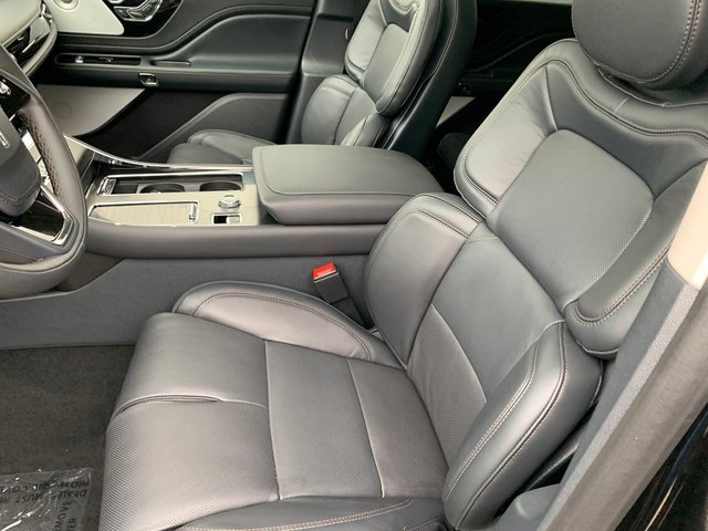 New 2026 Lincoln Aviator Reserve AWD/4WD image 15