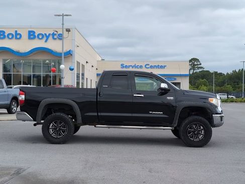 Used 2015 Toyota Tundra Limited w/ Limited Premium Package AWD/4WD image 2