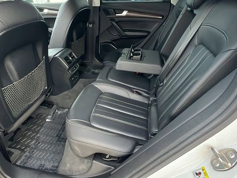 Used 2021 Audi Q5 Premium Plus w/ Premium Plus Package image 24