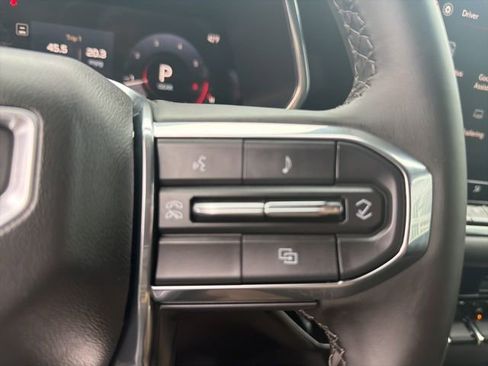 Used 2024 GMC Canyon Elevation w/ Convenience Package image 29