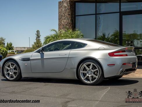 Used 2008 Aston Martin V8 Vantage Coupe RWD image 5