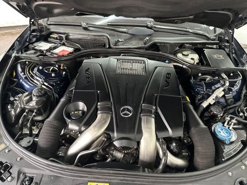 Used 2014 Mercedes-Benz CL 550 4MATIC image 30