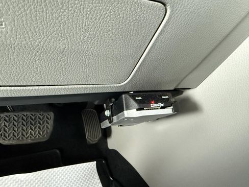 Used 2018 Toyota Highlander Limited image 34