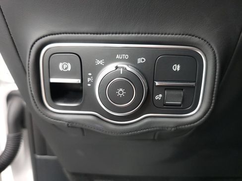 Certified 2025 Mercedes-Benz G 580 w/ EQ Technology image 10