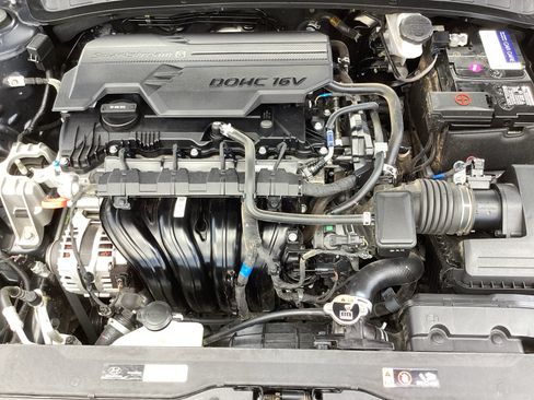 Used 2024 Hyundai Elantra SEL FWD image 33