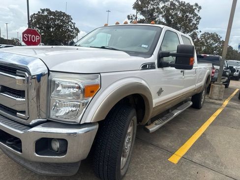 Used 2014 Ford F350 Lariat w/ Lariat Ultimate Package AWD/4WD image 5