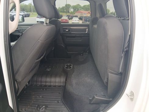 Used 2023 RAM 1500 Classic SLT w/ Electronics Group AWD/4WD image 40