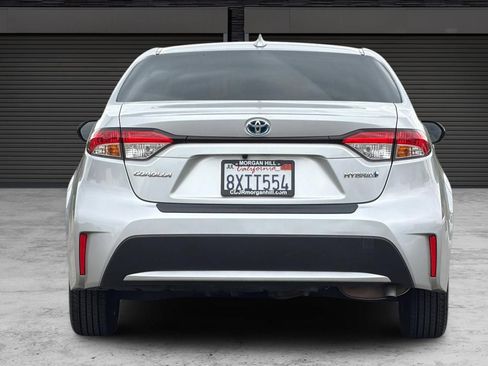 Used 2022 Toyota Corolla LE w/ Carpet Mat Package (TMS) FWD image 5
