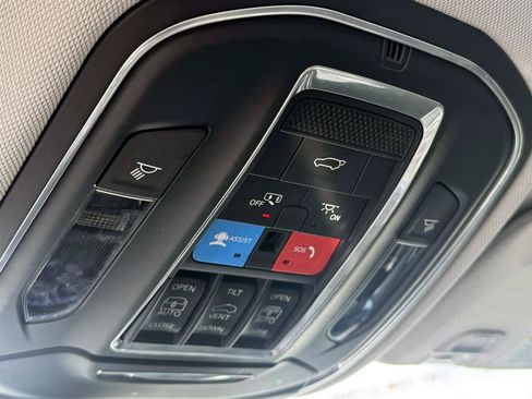 Used 2021 Jeep Grand Cherokee L Limited w/ Luxury Tech Group II AWD/4WD image 30