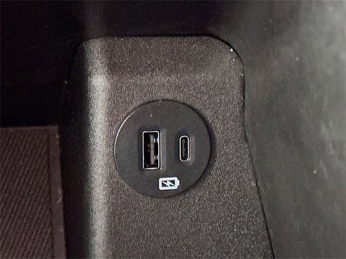 Used 2023 Ford F150 XLT w/ Equipment Group 302A High image 20