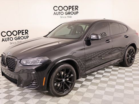 Used 2023 BMW X4 xDrive30i w/ M Sport Package image 11