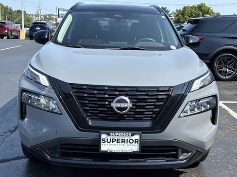 Certified 2023 Nissan Rogue SV w/ SV Premium B Package FWD image 11