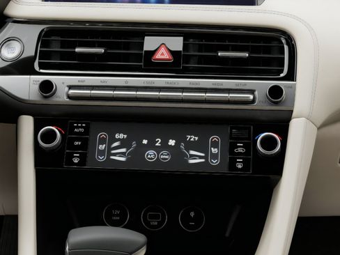 New 2026 Genesis G70 2.5T RWD image 20