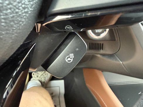 Used 2025 Subaru Forester Touring image 35