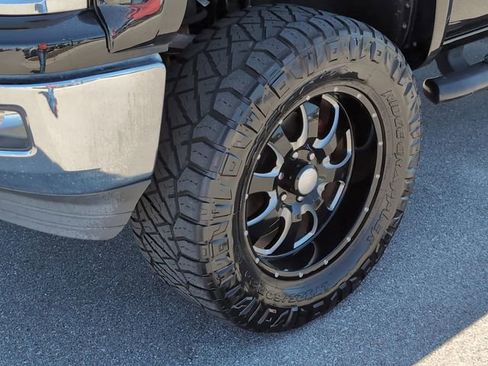 Used 2015 Chevrolet Silverado 1500 LTZ Z71 image 11