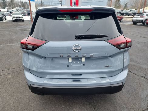 New 2026 Nissan Rogue SV image 7