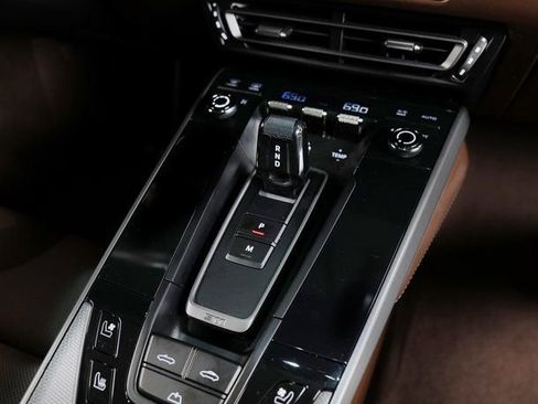 Used 2021 Porsche 911 Carrera S image 15