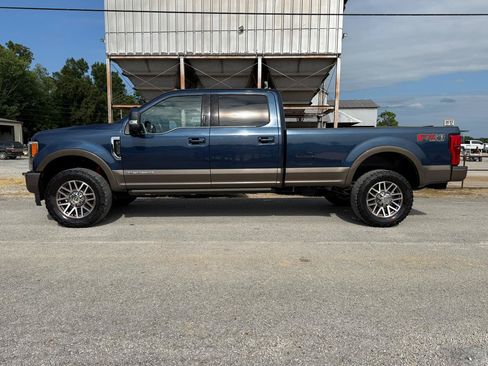 Used 2017 Ford F350 King Ranch w/ Tow Technology Bundle AWD/4WD image 2