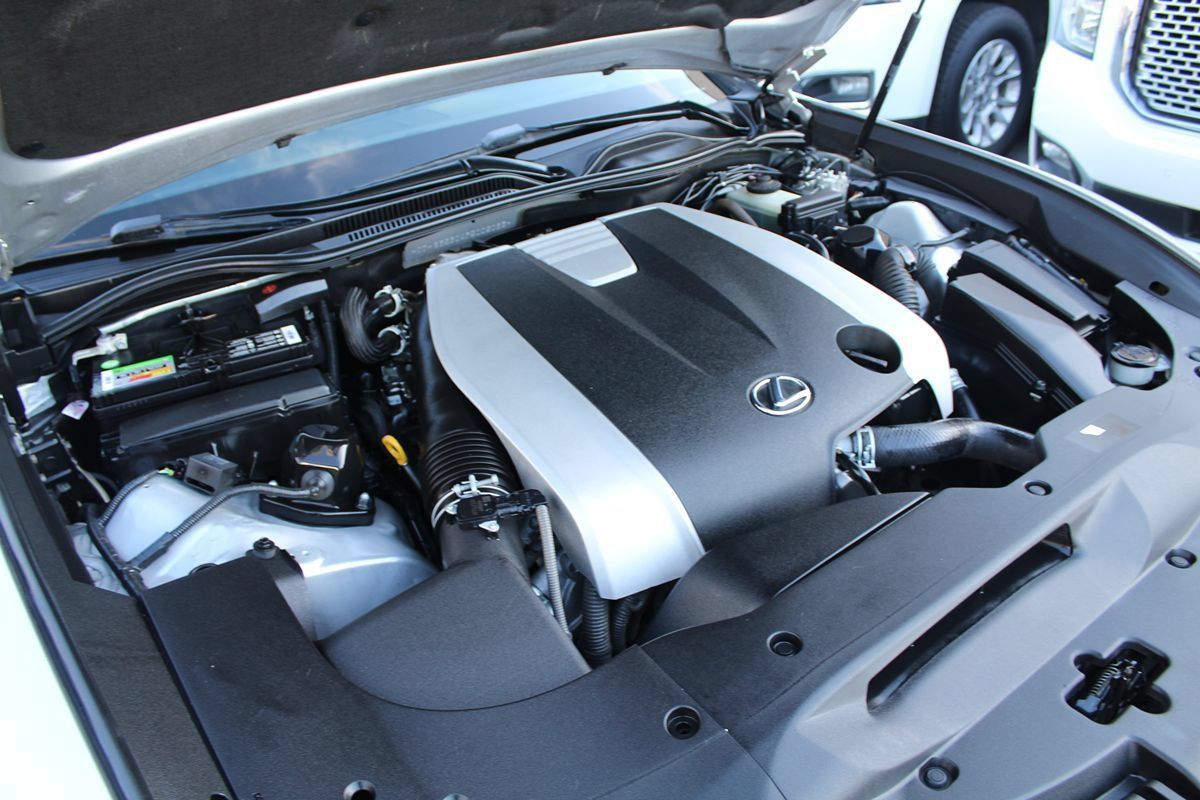 Used 2015 Lexus RC 350 AWD w/ All Weather Package image 31