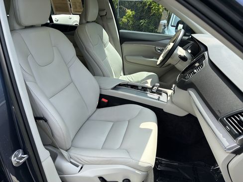 Certified 2023 Volvo XC90 B5 Core w/ Protection Package Premier AWD/4WD image 35
