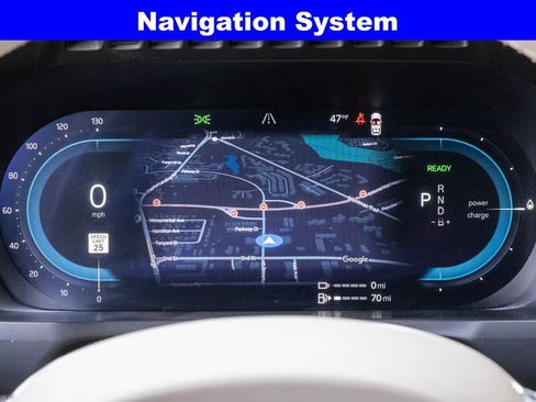 Used 2024 Volvo XC90 T8 Ultimate w/ Lounge Package image 4